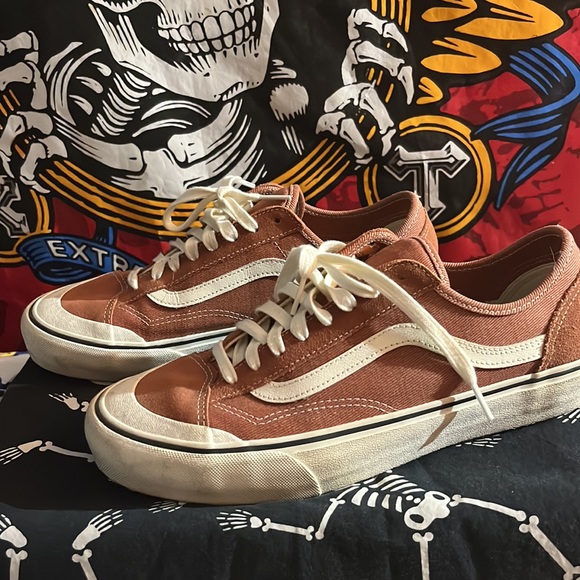 Vans, 9.5 - Picture 3 of 7